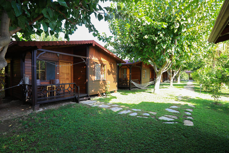 Özge Bungalow / KEMER pansiyon